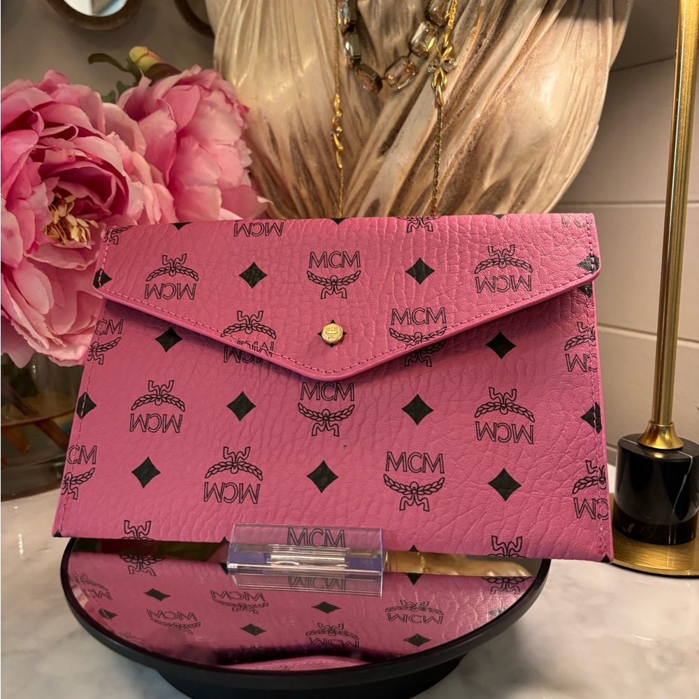 NIB MCM Women's snap envelope Clutch - Pink or Blue GWP - Picture 5 of 14